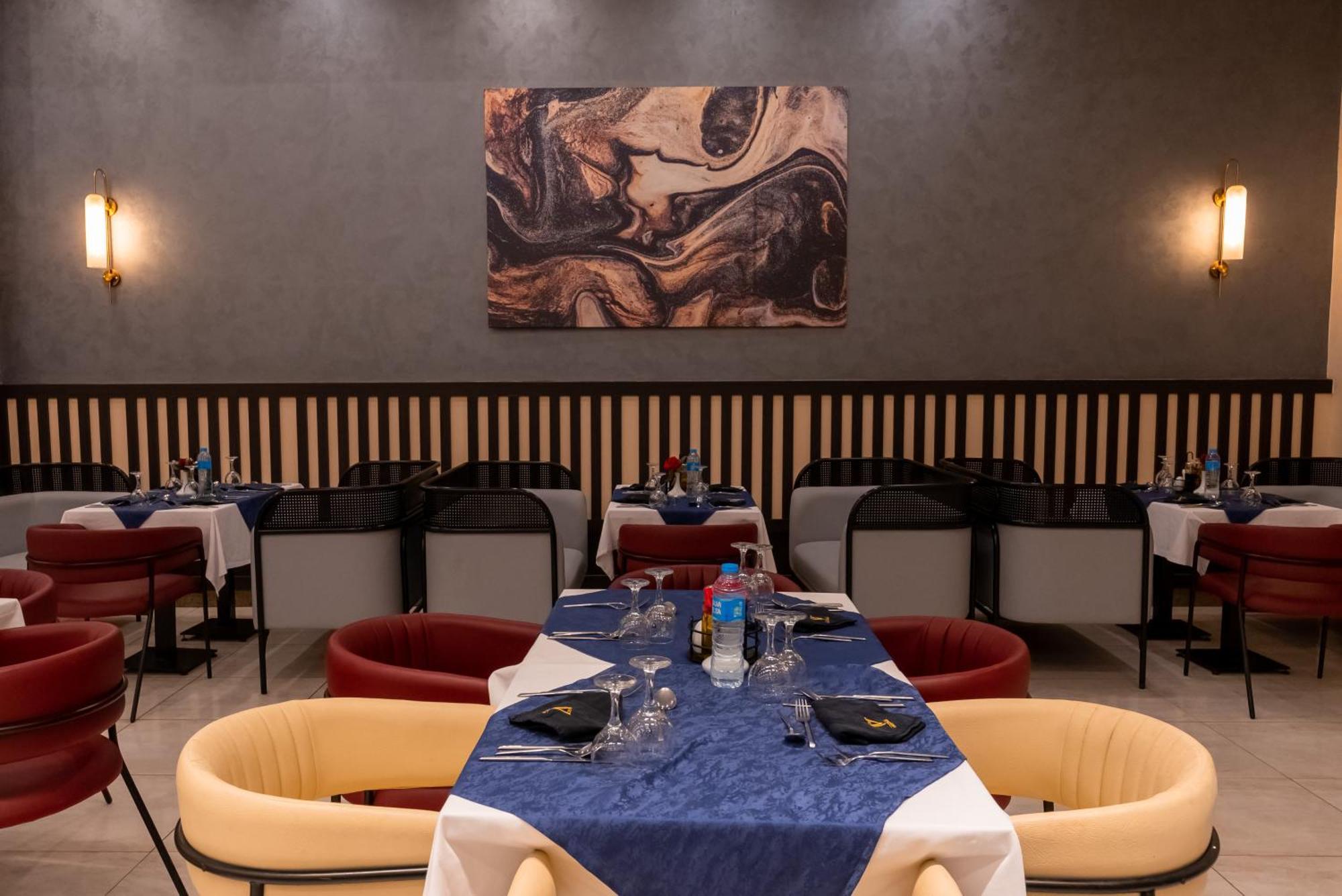 Complex The V Luxury Sahl Hasheesh Hurghada