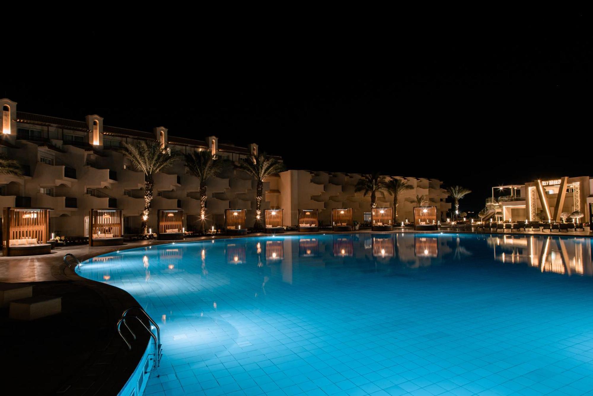 Complex The V Luxury Sahl Hasheesh 5*